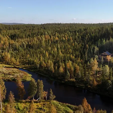 Lapland Riverside Cabin, Aekaesjoki Hideaway - Riverview, Traditional Sauna, Avanto, Wifi, Ski, Yllaes シャレー