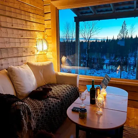 Chalet Lapland Riverside Cabin, Aekaesjoki Hideaway - Riverview, Traditional Sauna, Avanto, Wifi, Ski, Yllaes Akasjoensuu