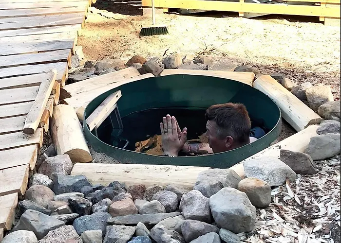 Lapland Riverside Cabin, Aekaesjoki Hideaway - Riverview, Traditional Sauna, Avanto, Wifi, Ski, Yllaes Akasjoensuu