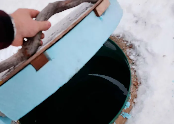 Lapland Riverside Cabin, Aekaesjoki Hideaway - Riverview, Traditional Sauna, Avanto, Wifi, Ski, Yllaes